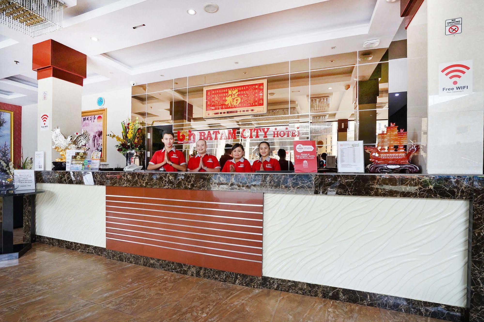Zen Rooms Near Bcs Mall Penuin Batam Esterno foto
